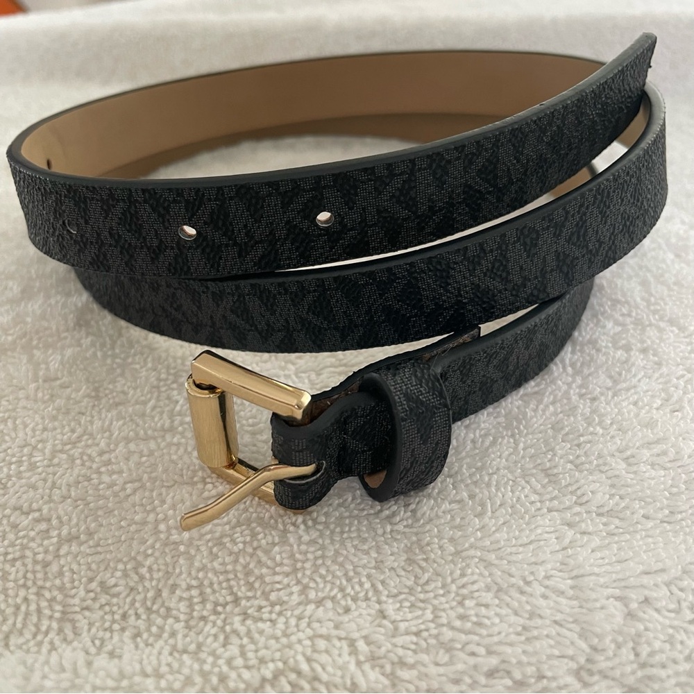 Michael Kors Black Textured Belt with Gold Buckle M